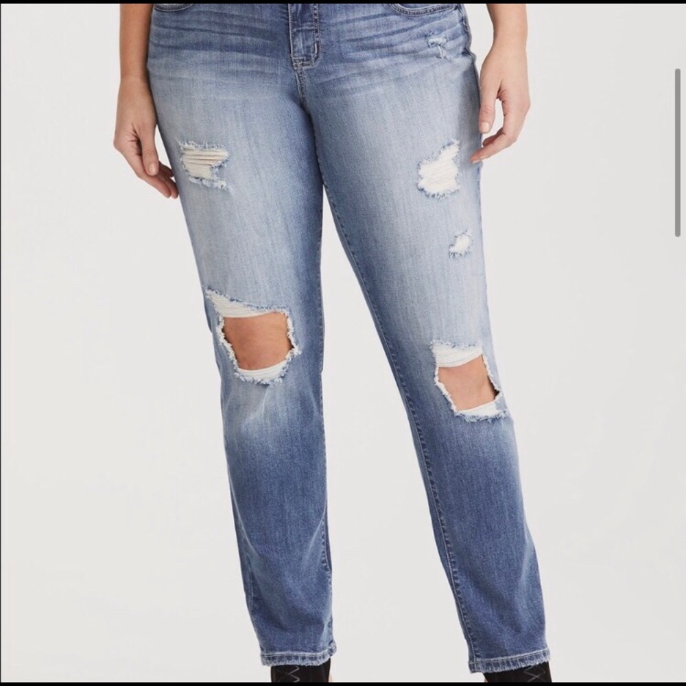 🔥Torrid Boyfriend skinny denim jeans - NWT 26